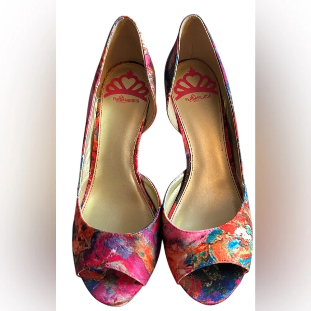 Fergalicious | Radical d'Orsay Platform Pumps ‘Water Floral’ | Size 9 | EUC
